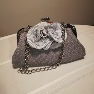 Price drop! Gray clutch,